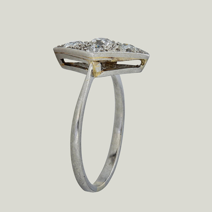 Platinum French Art Deco Diamond Ring 1