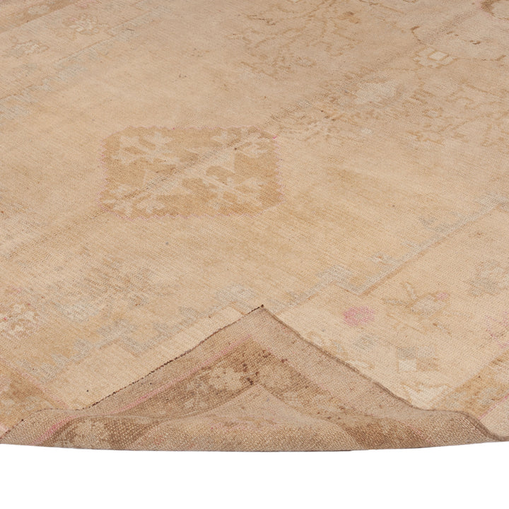 Beige Vintage Traditional Wool Rug - 6'7" x 15'9"