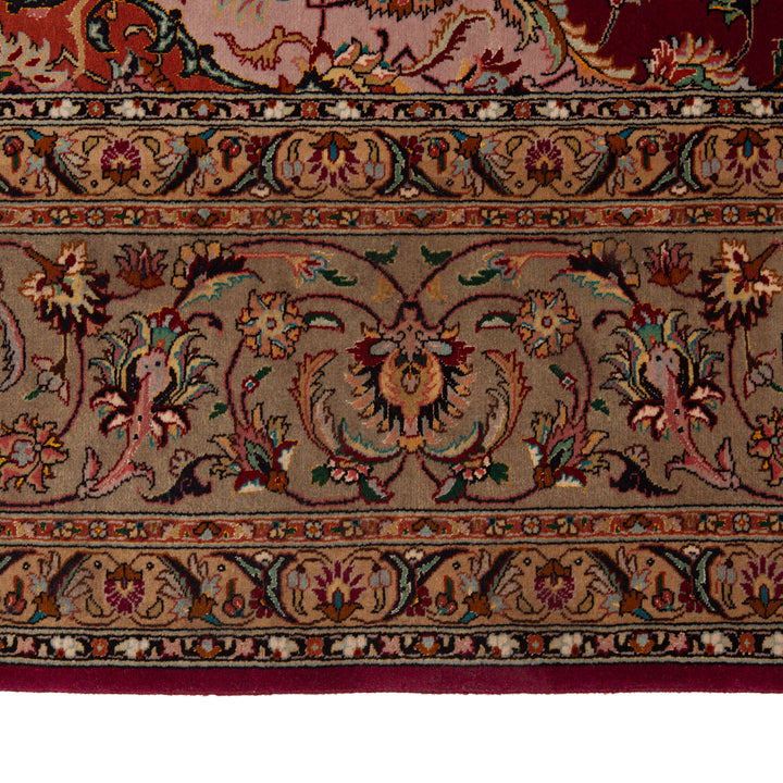 Vintage Traditional Wool Rug - 8'4" x 11'9"