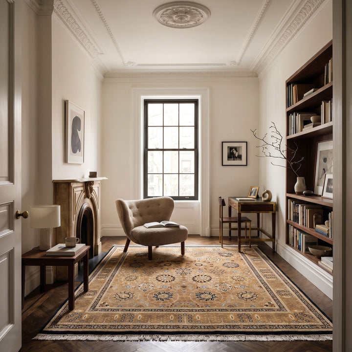 Beige Traditional Wool Rug - 6'3" x 6'5"