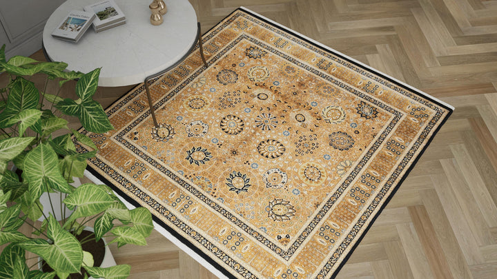 Beige Traditional Wool Rug - 6'3" x 6'5"