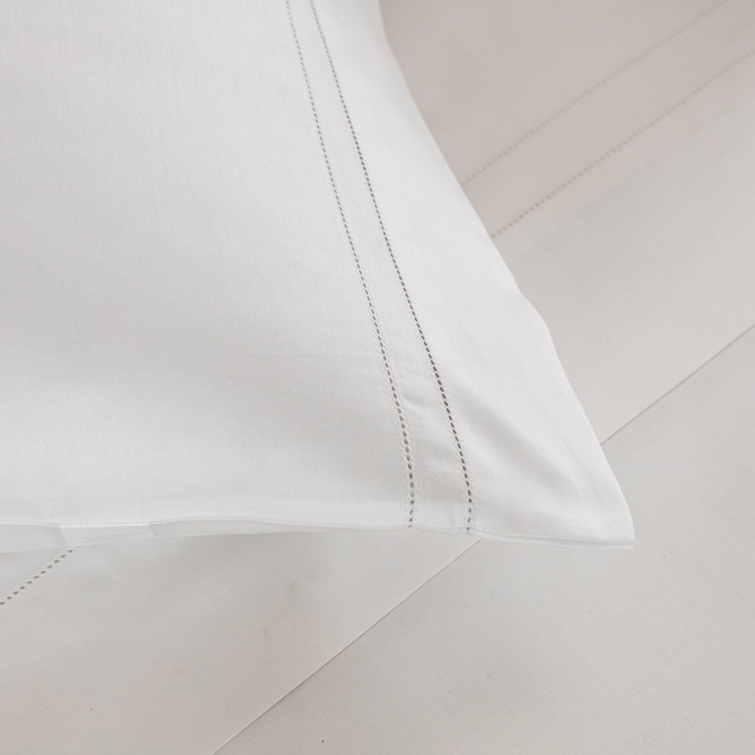 Doppio Ajour Sheet Set White-Sheet Set-King