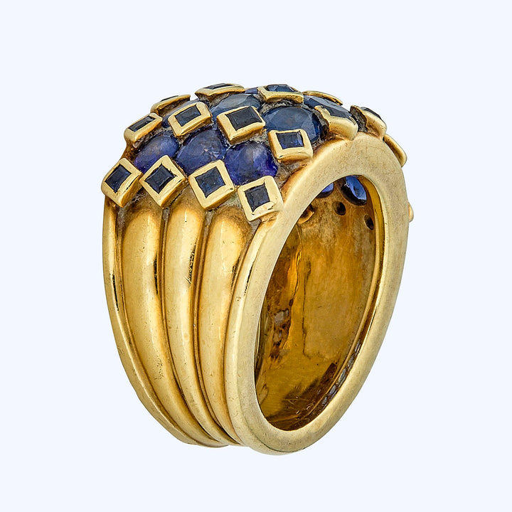 Vintage 18K Yellow Gold Sapphire Ring