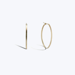 The Elsa Hoops Gold / 1.25"