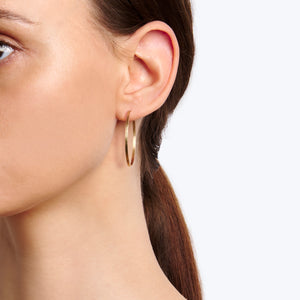 The Elsa Hoops Gold / 1.25" - hover