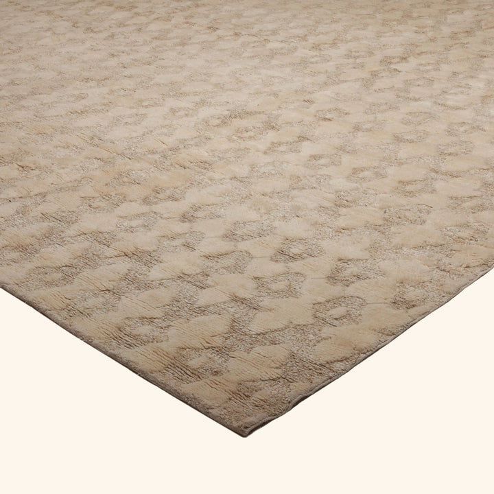 Beige Modern Wool Silk Blend Rug - 14' x 25'