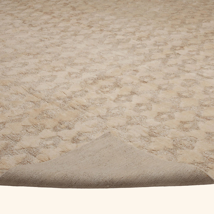 Beige Modern Wool Silk Blend Rug - 14' x 25'