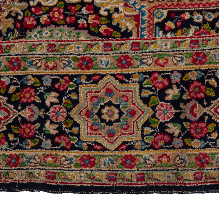 Red Traditional Wool Rug - 6' x 10'