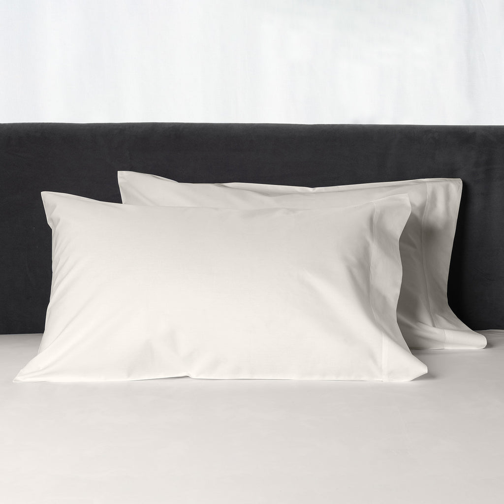 Lineare Percale Sheets & Pillowcases, Ivory Pillowcase Pair / Standard