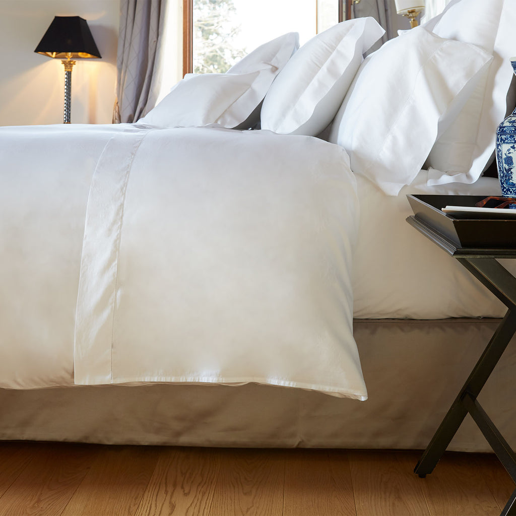 Nuvola Sateen Sheets & Pillowcases, White Sheet Set / King