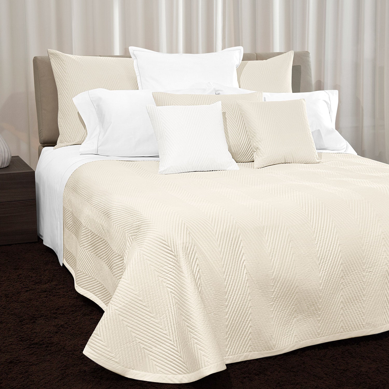 Letizia Quilted Coverlet & Shams Pillow Shams / Euro / Ivory