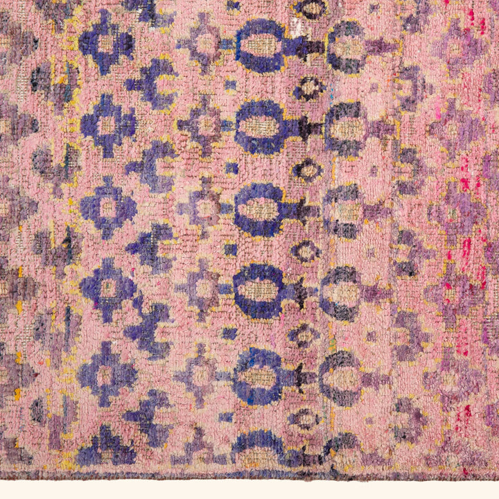 Aura Alchemy Silk Rug - Hyderabad 8' x 10'