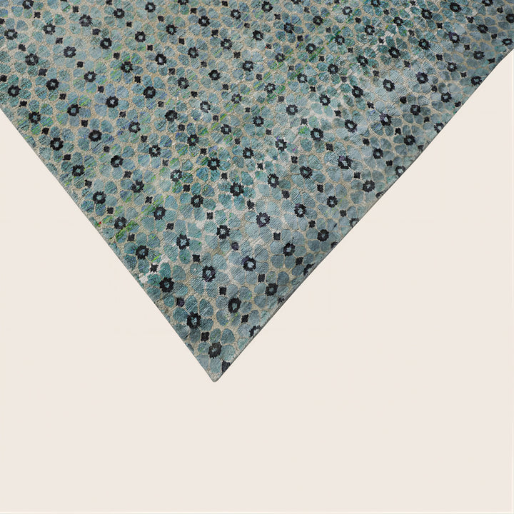 Aura Alchemy Silk Rug - Varanasi 10' x 14'