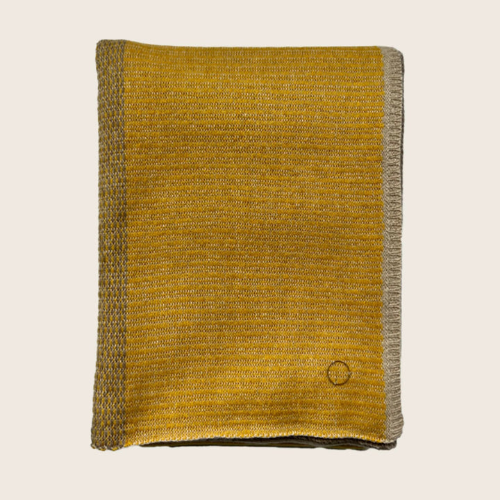 Hesta Throw Cream/Gold