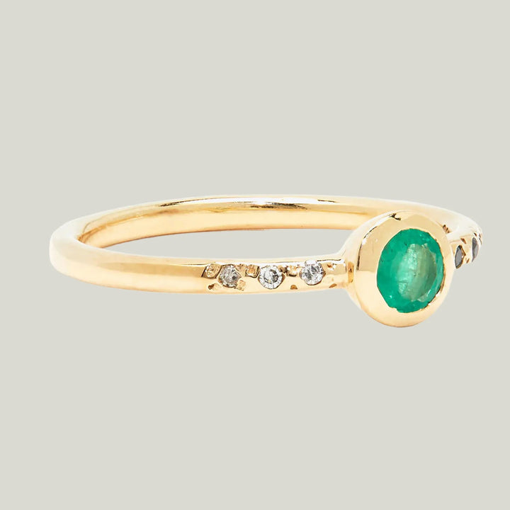 The Midnight Ring with Emerald Default Title