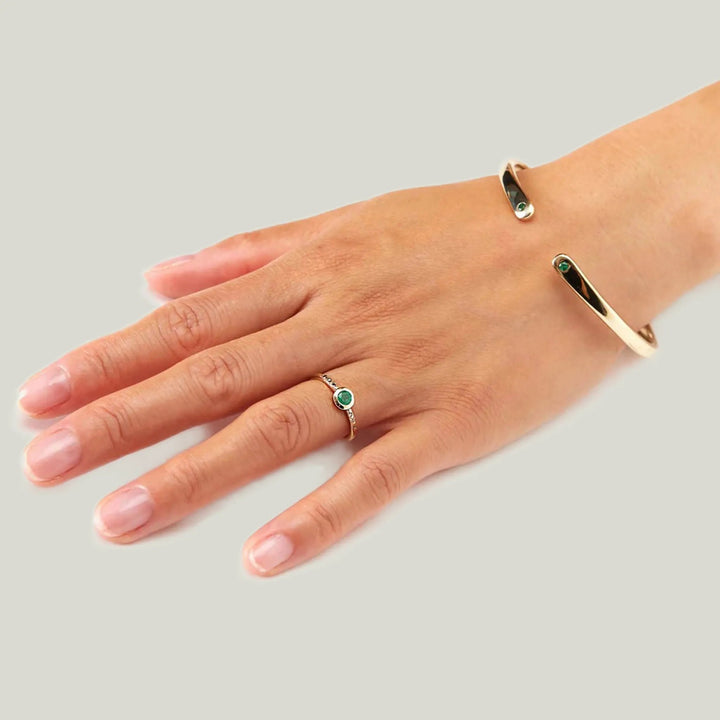 The Midnight Ring with Emerald Default Title