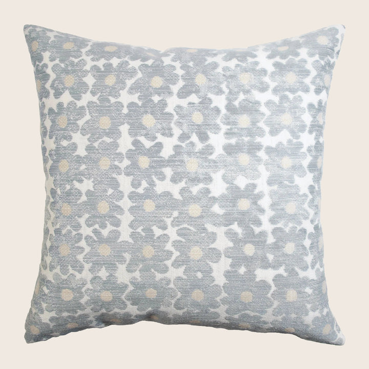 Daisy Indoor/Outdoor Pillow, Pebble