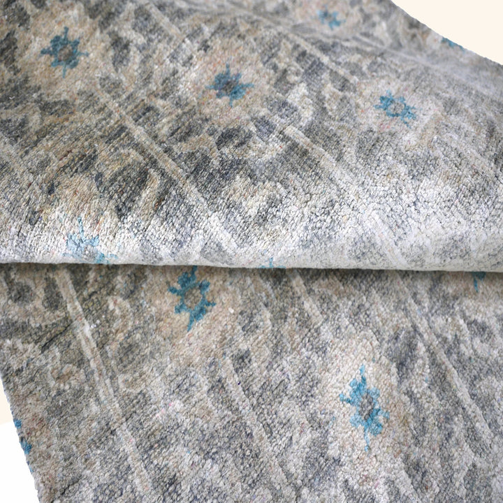 Aura Alchemy Silk Rug - Agra