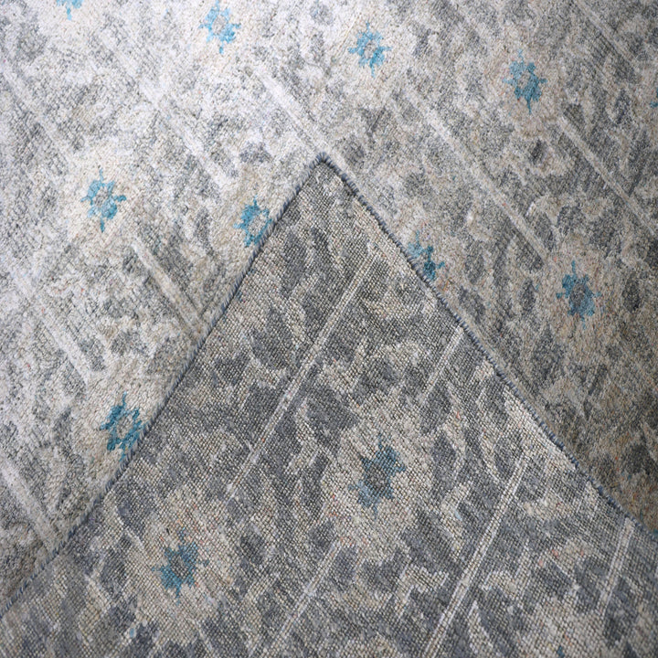 Aura Alchemy Silk Rug - Agra