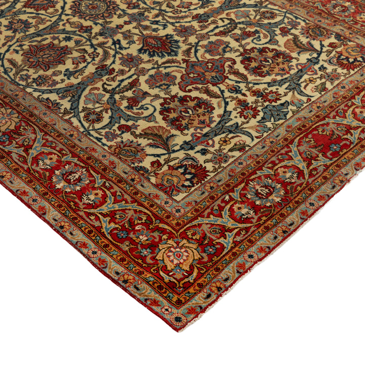 Red Antique Kashan Rug - 4'5" x 7'1"