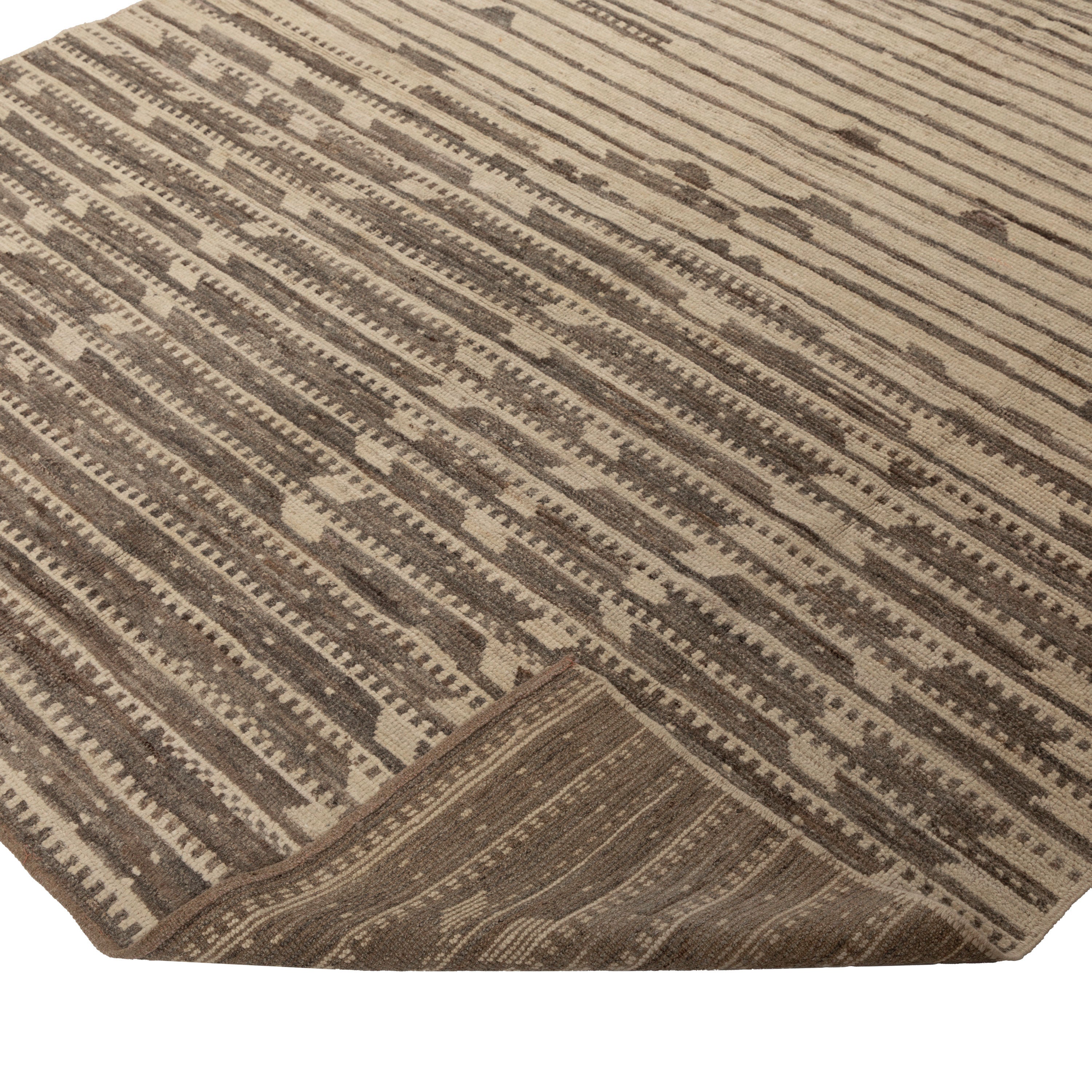 Zameen Patterned Modern Wool Rug - 6'4" x 9'1" Default Title