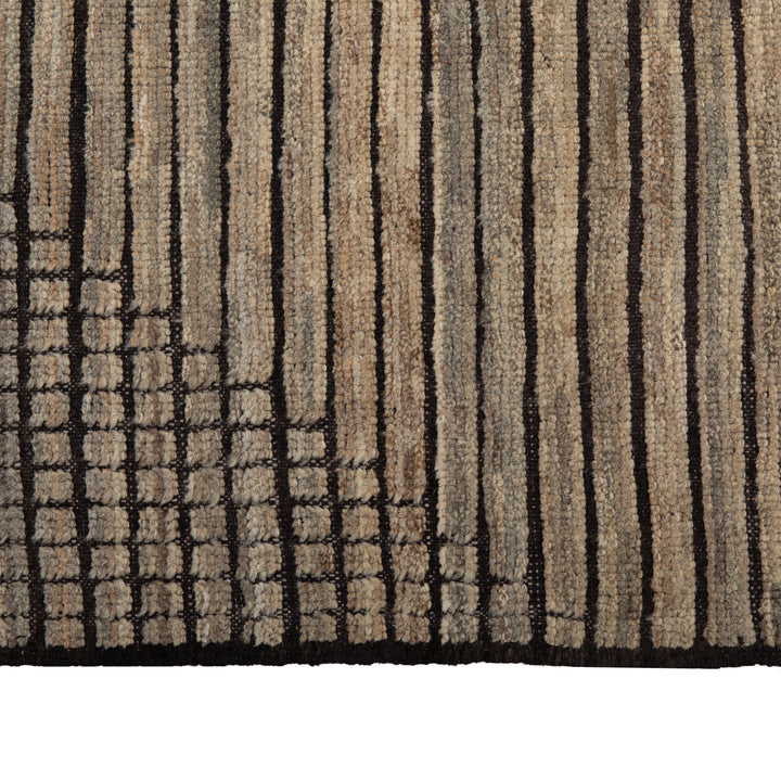 Zameen Patterned Modern Wool Rug - 7'1" x 10'1"