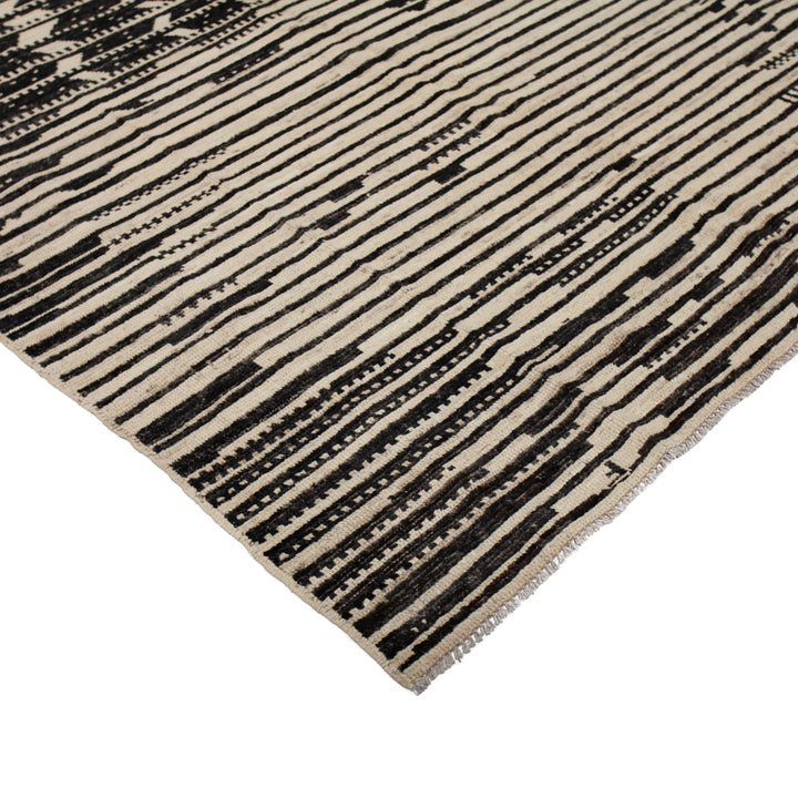 Zameen Patterned Modern Wool Rug - 6'3" x 9'1" Default Title