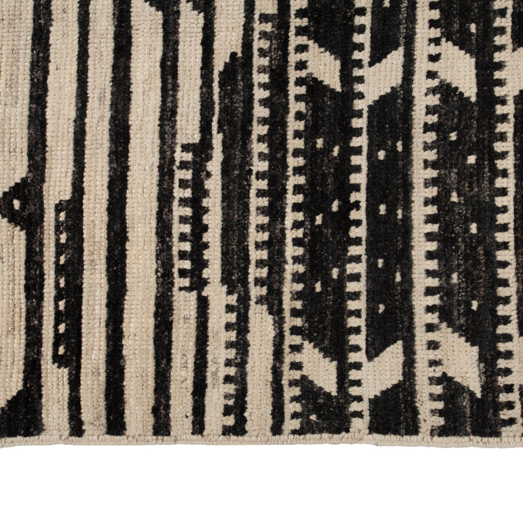 Zameen Patterned Modern Wool Rug - 6'3" x 9'1" Default Title