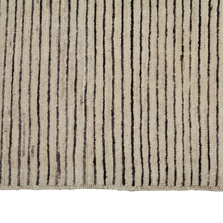 Zameen Patterned Modern Wool Rug - 7'8" x 10' Default Title