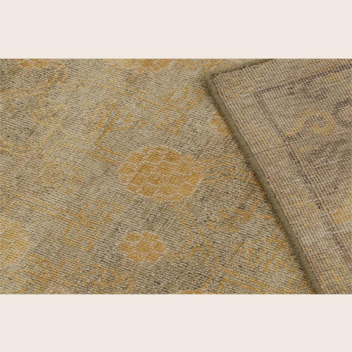 Light Blue Traditional Wool Rug - 8' x 10'7"