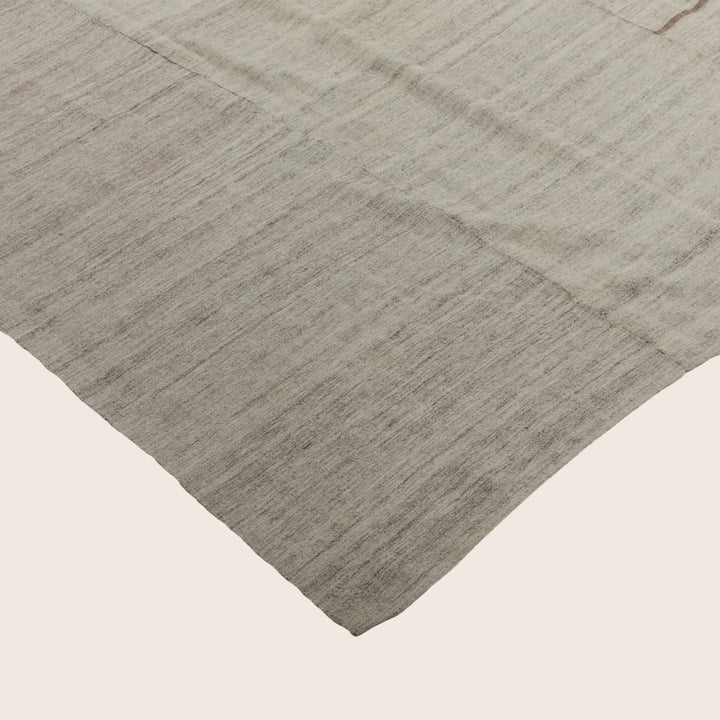 Grey & Beige Flatweave Wool Rug - 6'3" x 11'5"