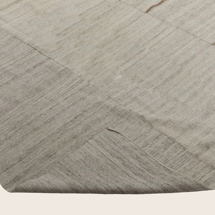 Grey & Beige Flatweave Wool Rug - 6'3" x 11'5"