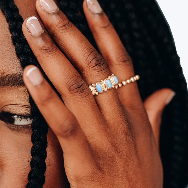 Méditerranée Oval Arch Eternity Dew Drop Ring