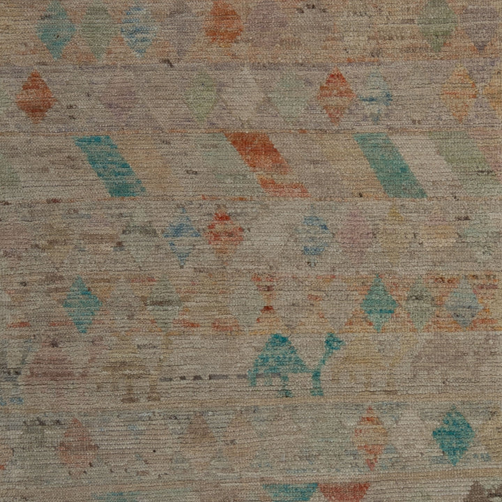 Zameen Patterned Transitional Wool Rug - 2'10" x 10'2"