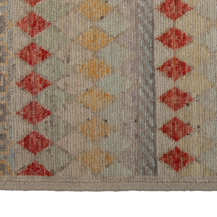 Zameen Patterned Transitional Wool Rug - 6'11" x 9'7"