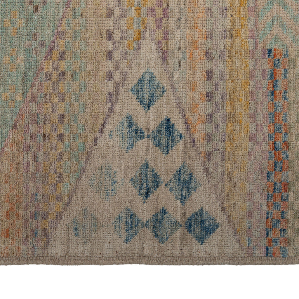 Zameen Patterned Transitional Wool Rug - 4'3" x 5'8"