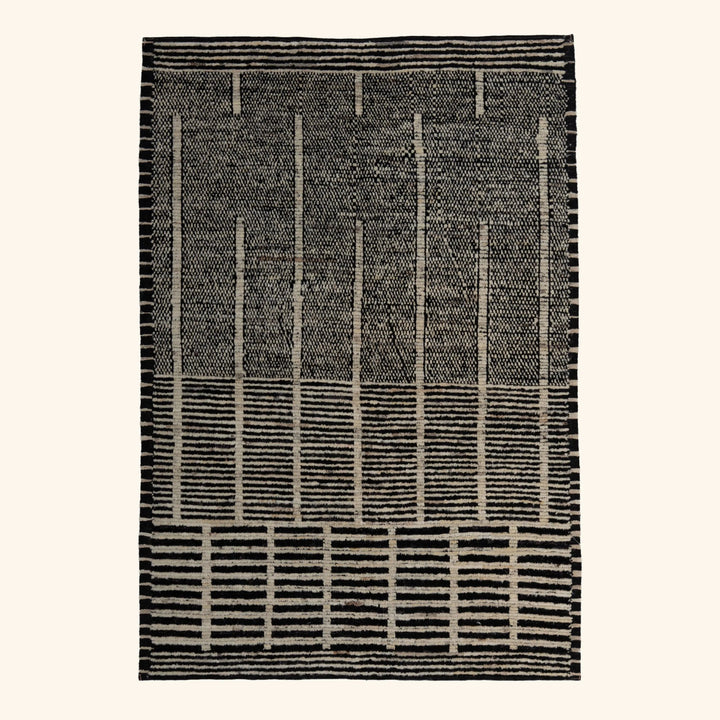 Zameen Patterned Transitional Wool Rug - 4'4" x 6'1"