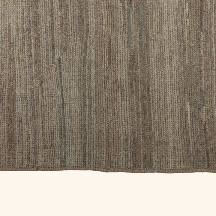 Zameen Patterned Transitional Wool Rug - 13'5" x 17'10"