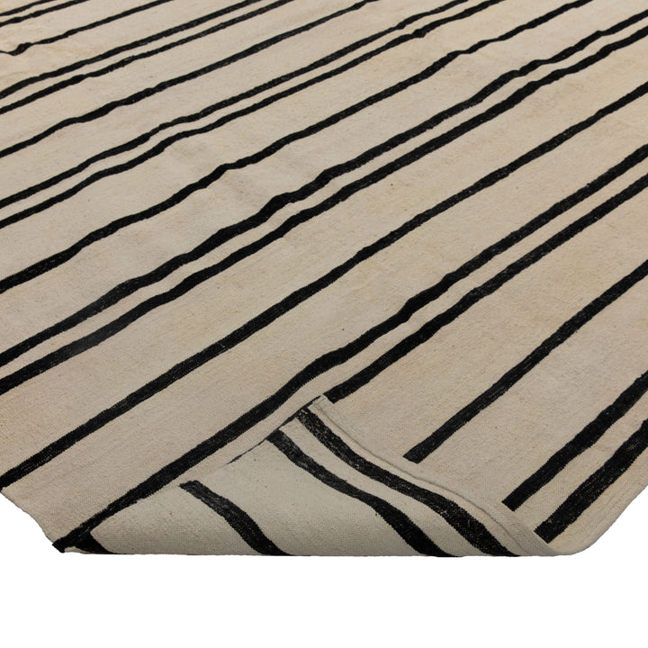 Zameen Patterned Transitional Wool Rug - 12'7" x 17'6"