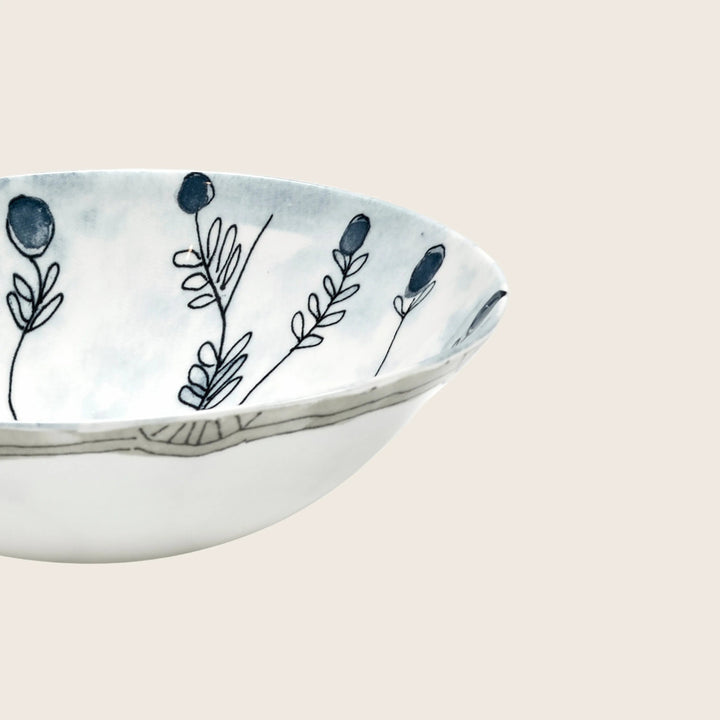 Midnight Flowers Fruit Bowl Mirtillo Tea