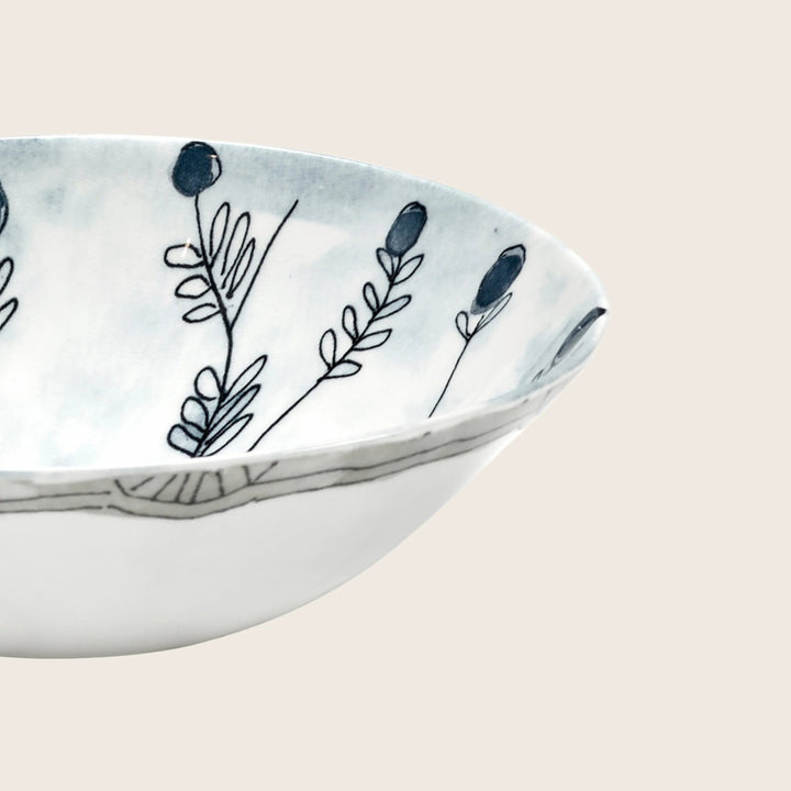Midnight Flowers Low Soup Bowl Mirtillo Tea