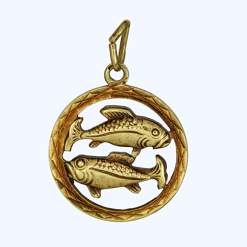 Gold Pisces Open Wreath Charm