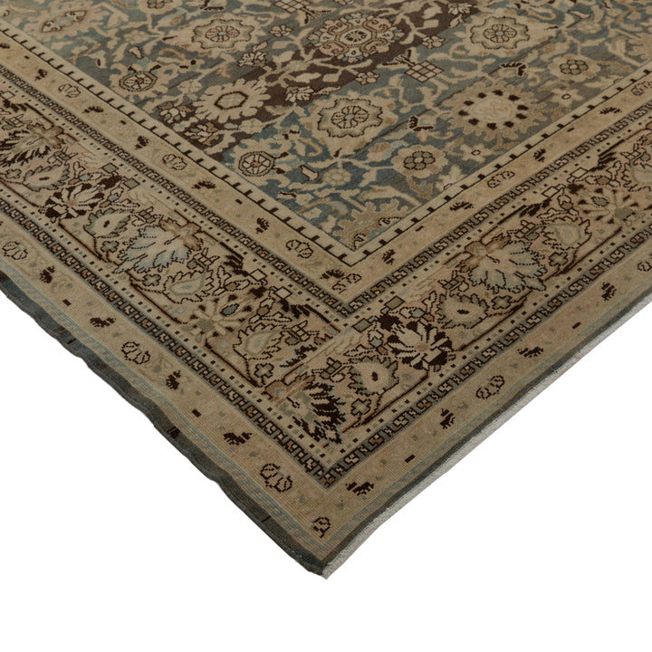 Floral Antique Wool Rug - 11' x 13'4"