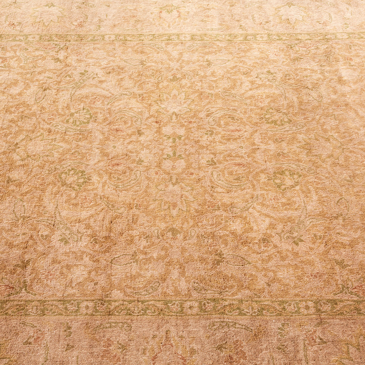 Gold Transitional Wool Rug - 4'2" x 6'1"