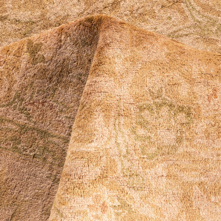 Gold Transitional Wool Rug - 4'2" x 6'1"