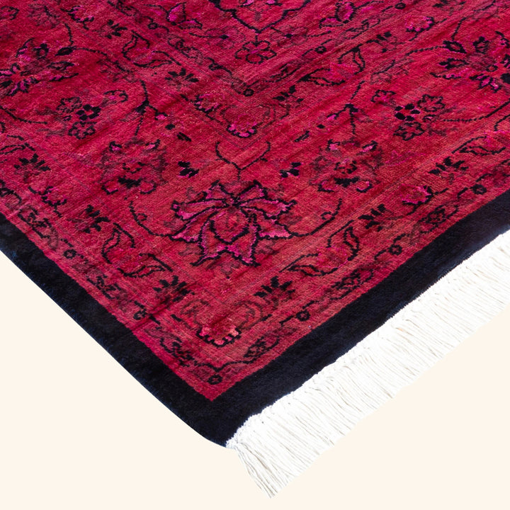 Pink Transitional Wool Rug - 4'8" x 6'10"