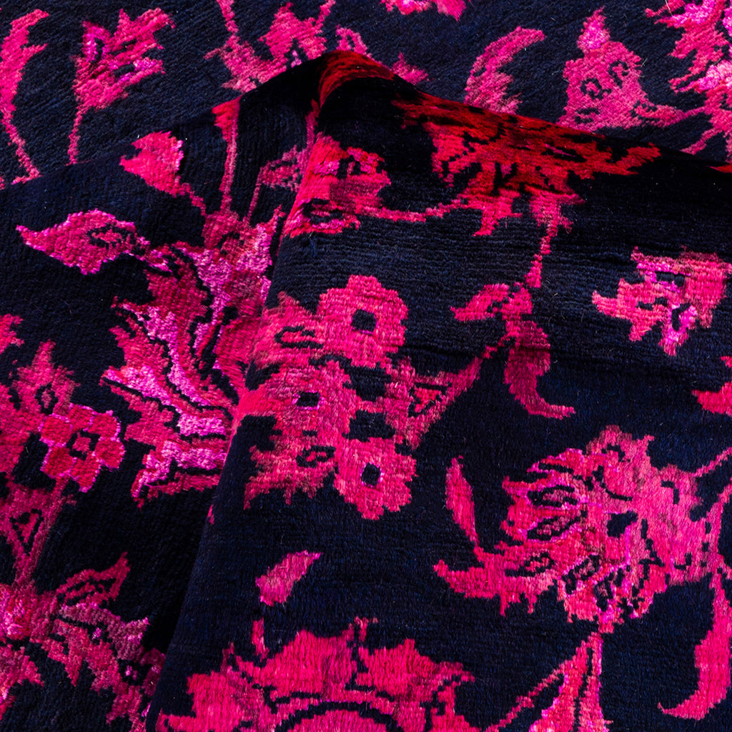 Pink Transitional Wool Rug - 4'8" x 6'10"