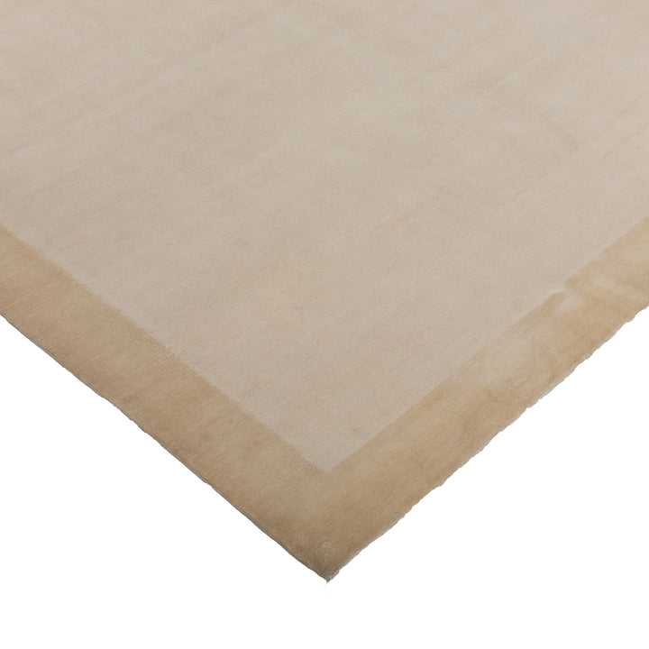 Solid 150k Wool/Silk Rug - 10' x 14'