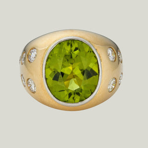 1970s French Peridot and Diamond Ring