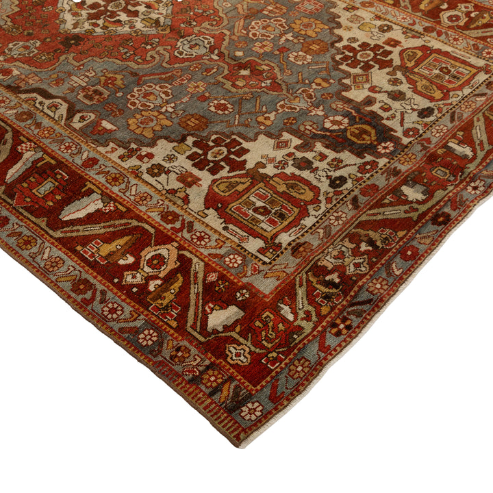 Bakhtiar Rug 7'1" x 9'10"